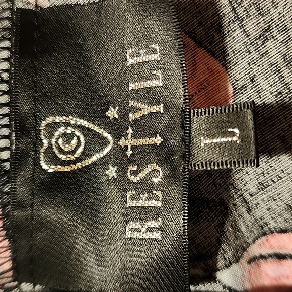 FABULOUS RESTYLE ALTERNATIVE FASHION ROCKABILLY HALTER DRESS! - Picture 5 of 5